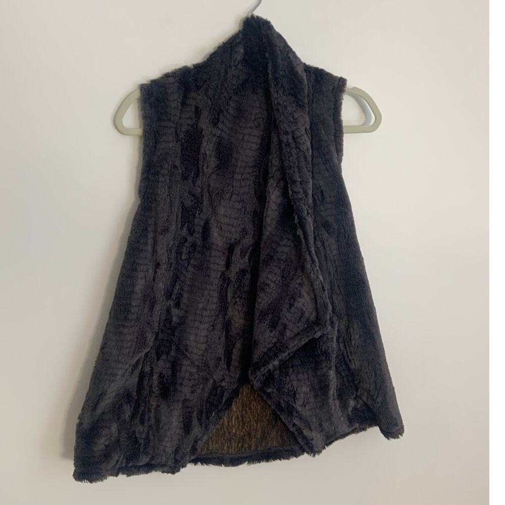 Vine‎ Street USA Faux Fur Vest size small